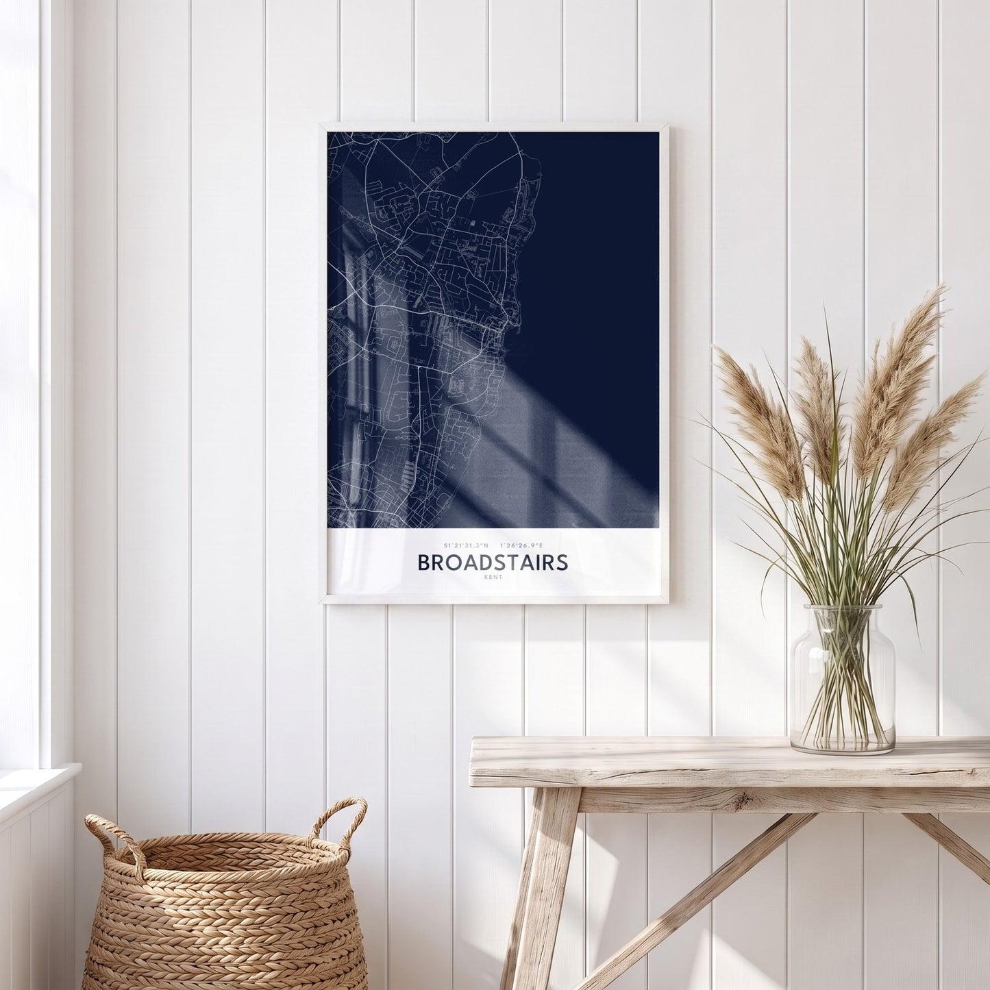 Broadstairs — Framed Map Print (Navy)