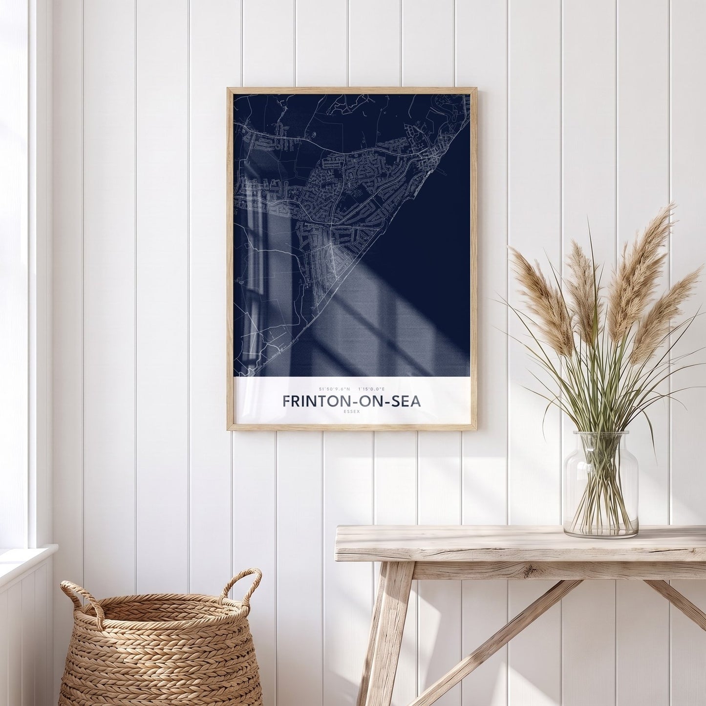Frinton-on-Sea — Framed Map Print (Navy)