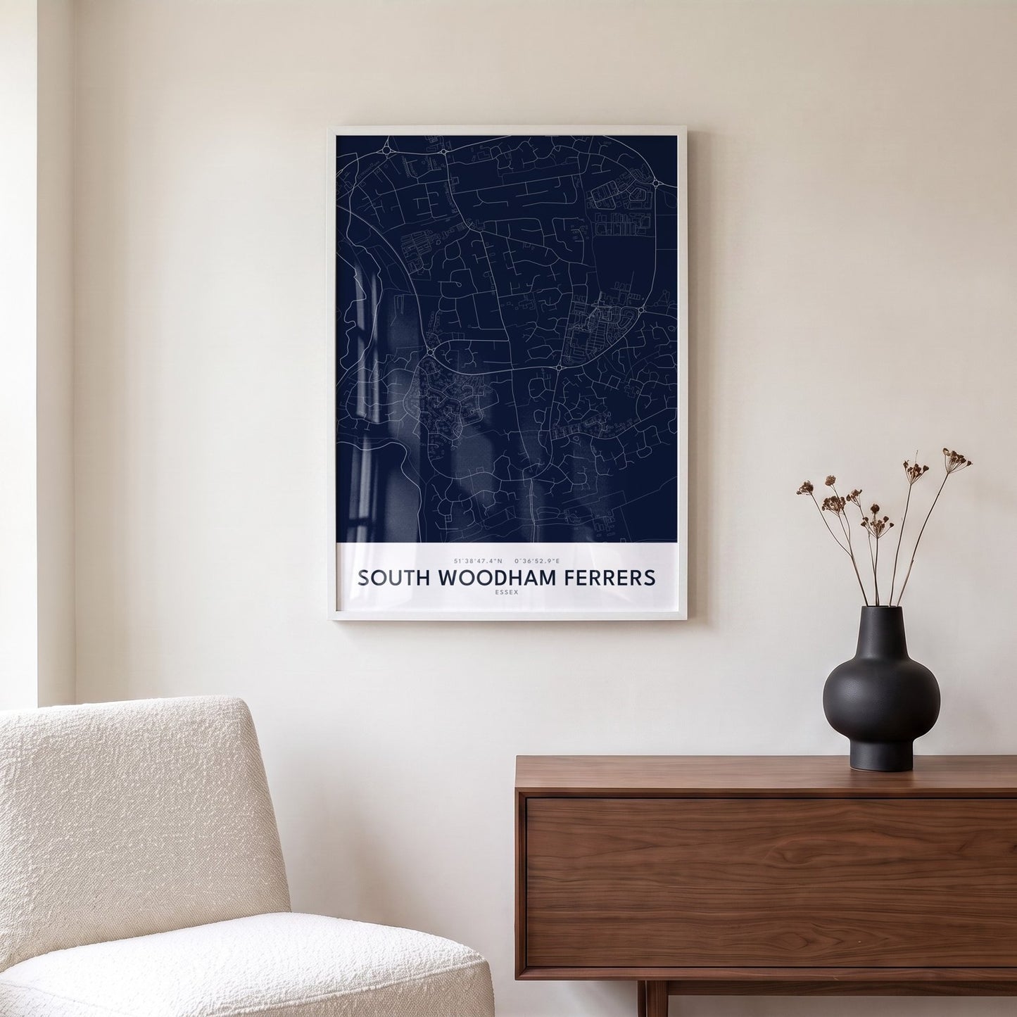South Woodham Ferrers — Framed Map Print (Navy)