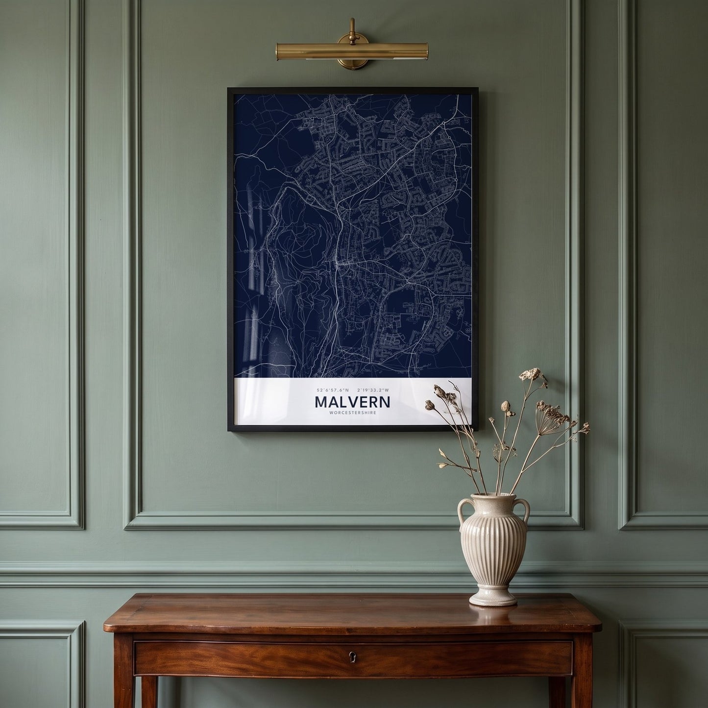 Malvern — Framed Map Print (Navy)