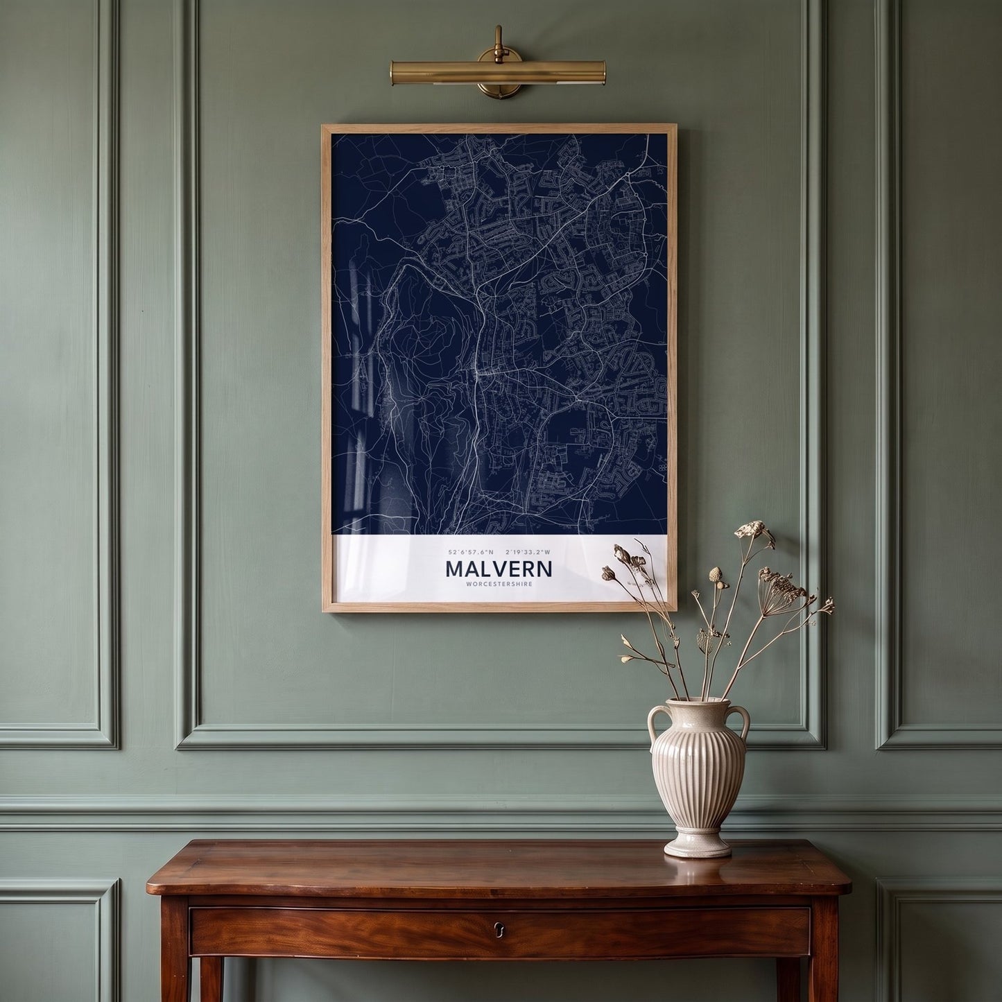 Malvern — Framed Map Print (Navy)
