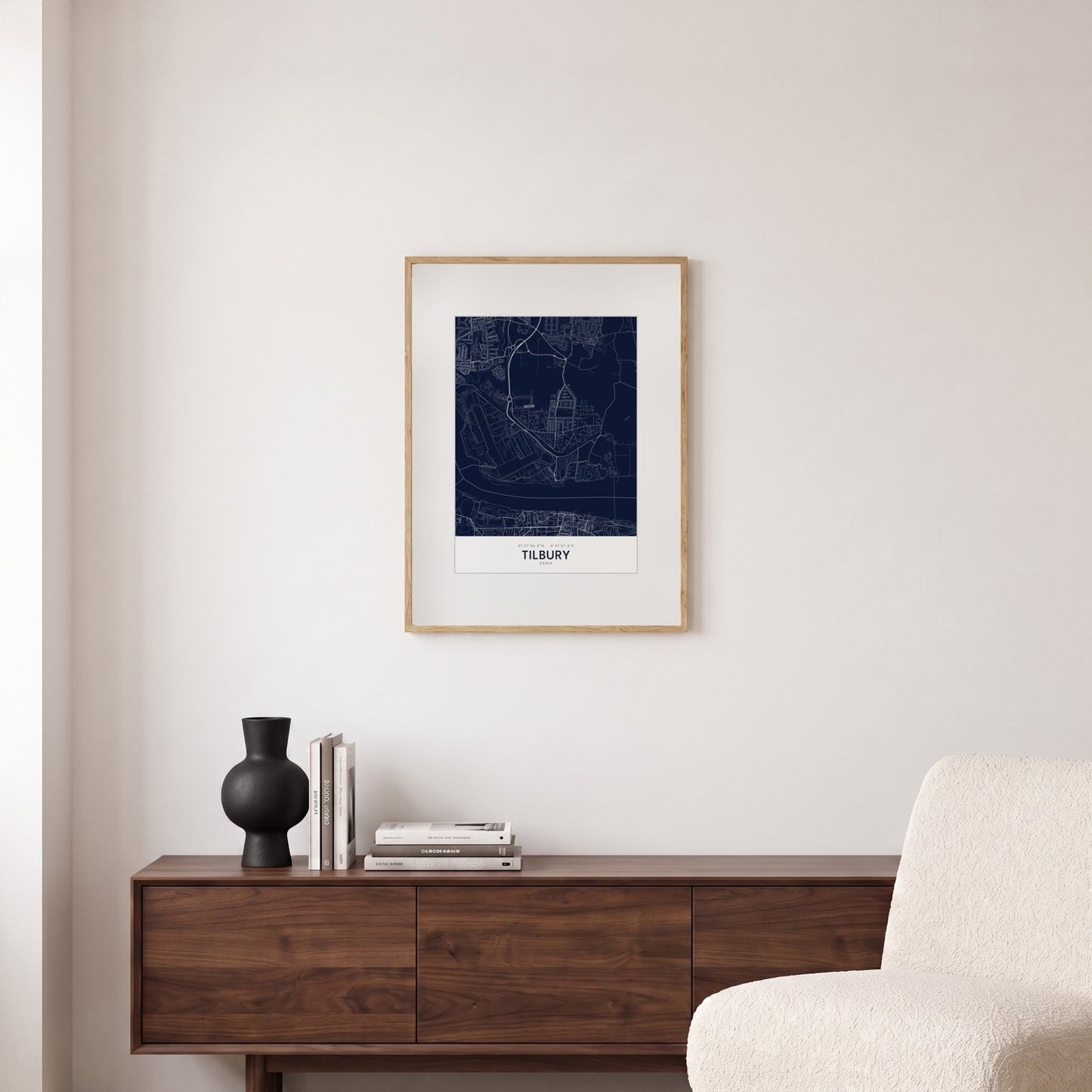 Tilbury — Framed Map Print (Navy)