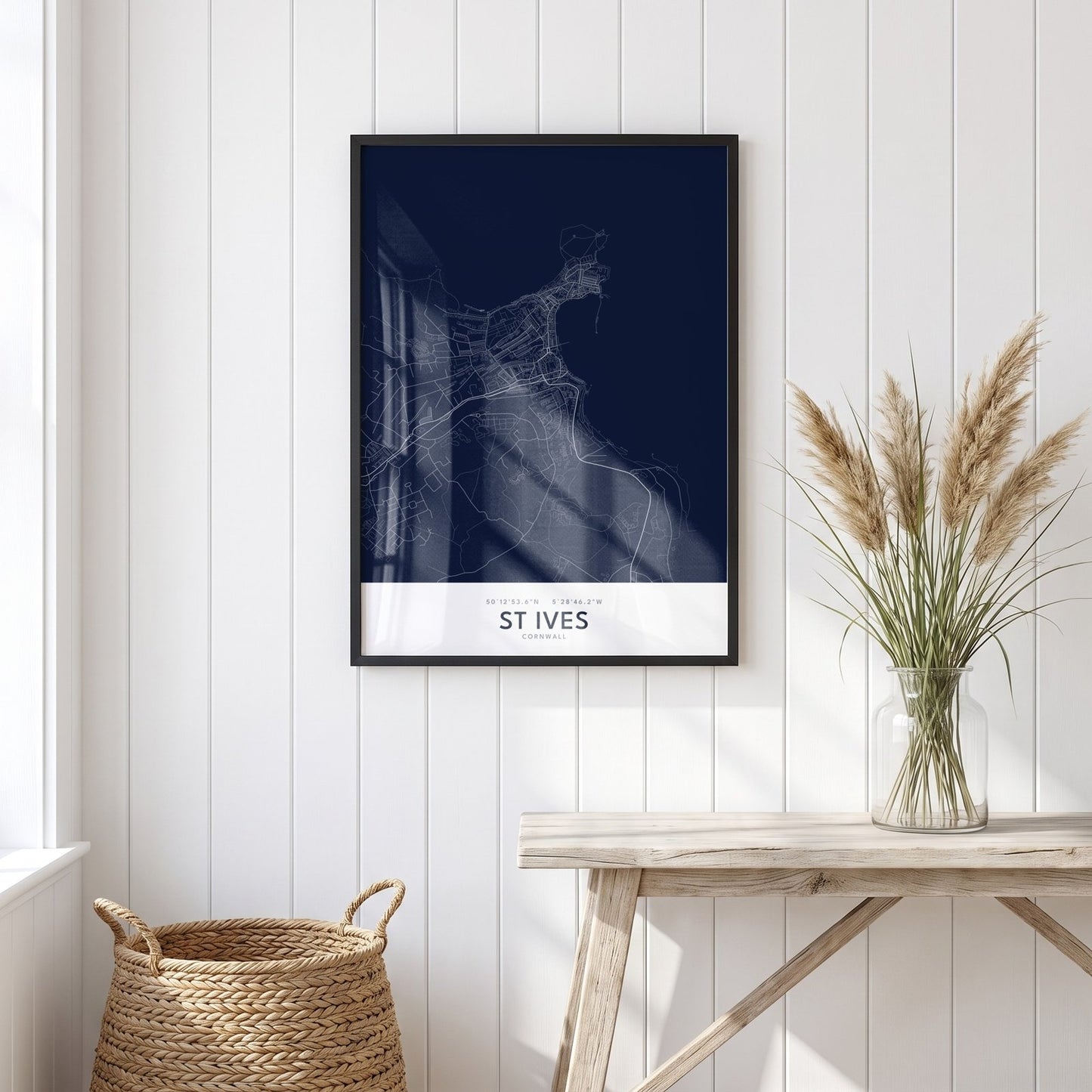 St Ives — Framed Map Print (Navy)