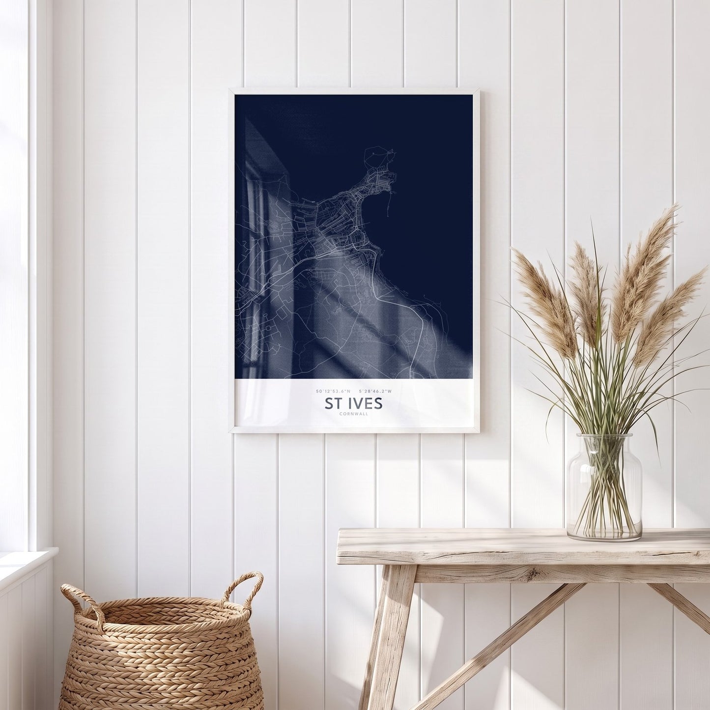 St Ives — Framed Map Print (Navy)