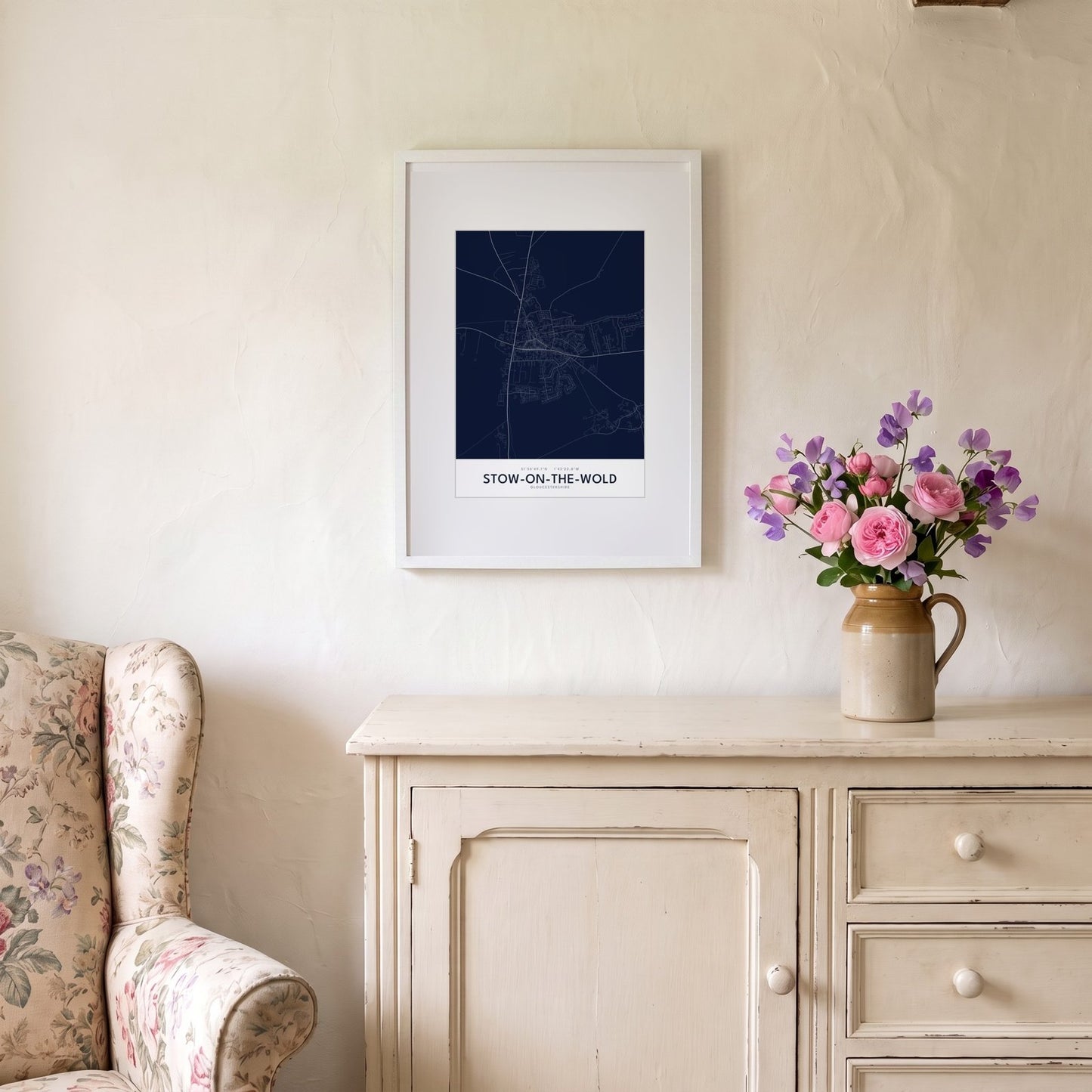 Stow-on-the-Wold — Framed Map Print (Navy)